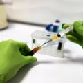 Плазмотерапія: чому власна кров має лікувальні властивості