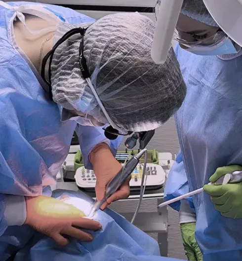 Послуги стоматології Формула 1 - імплантація