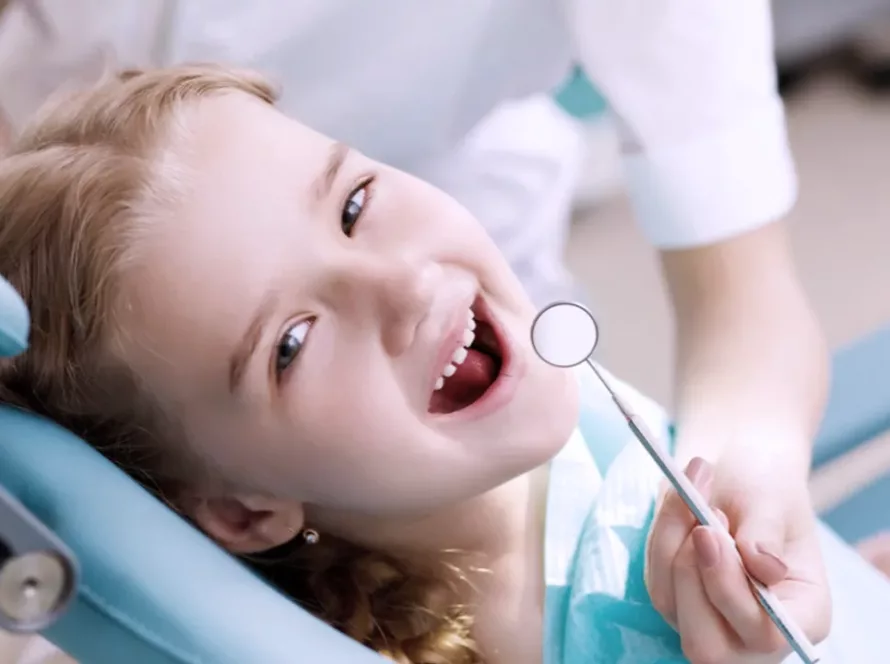 Дитячий стоматолог